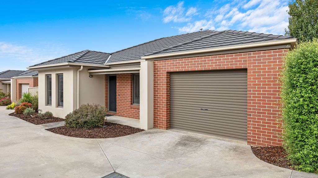 4/9 Horwood Drive, Canadian VIC 3350, Image 0