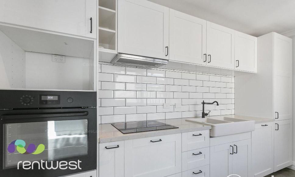 2 bedrooms Villa in 4/111 Stirling Highway NEDLANDS WA, 6009