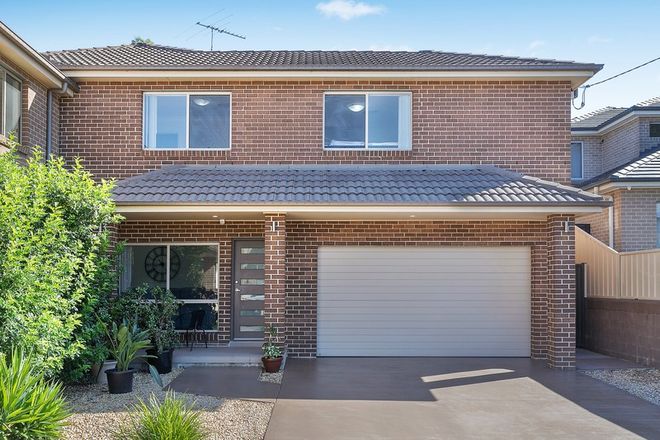 Picture of 86 Carnavon Crescent, GEORGES HALL NSW 2198
