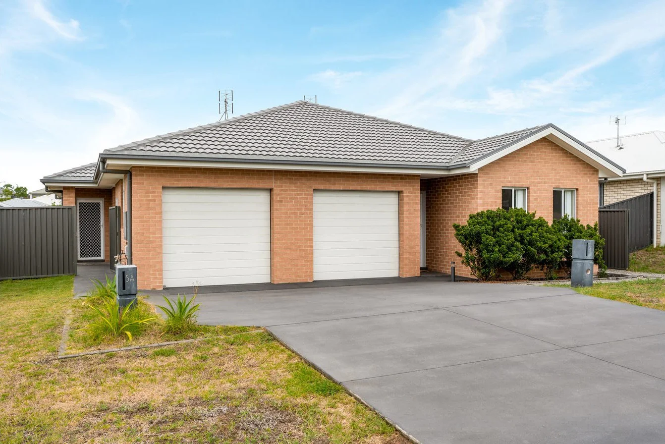 Primary image of 5A Morecambe Circuit, Thornton NSW 2322