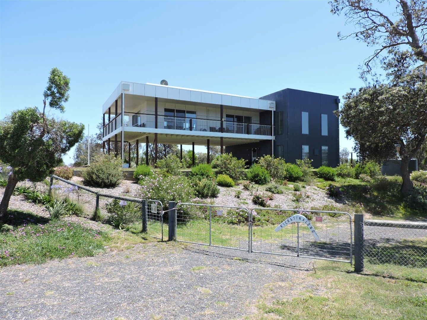 4 Marine Drive, Golden Beach VIC 3851, Image 0