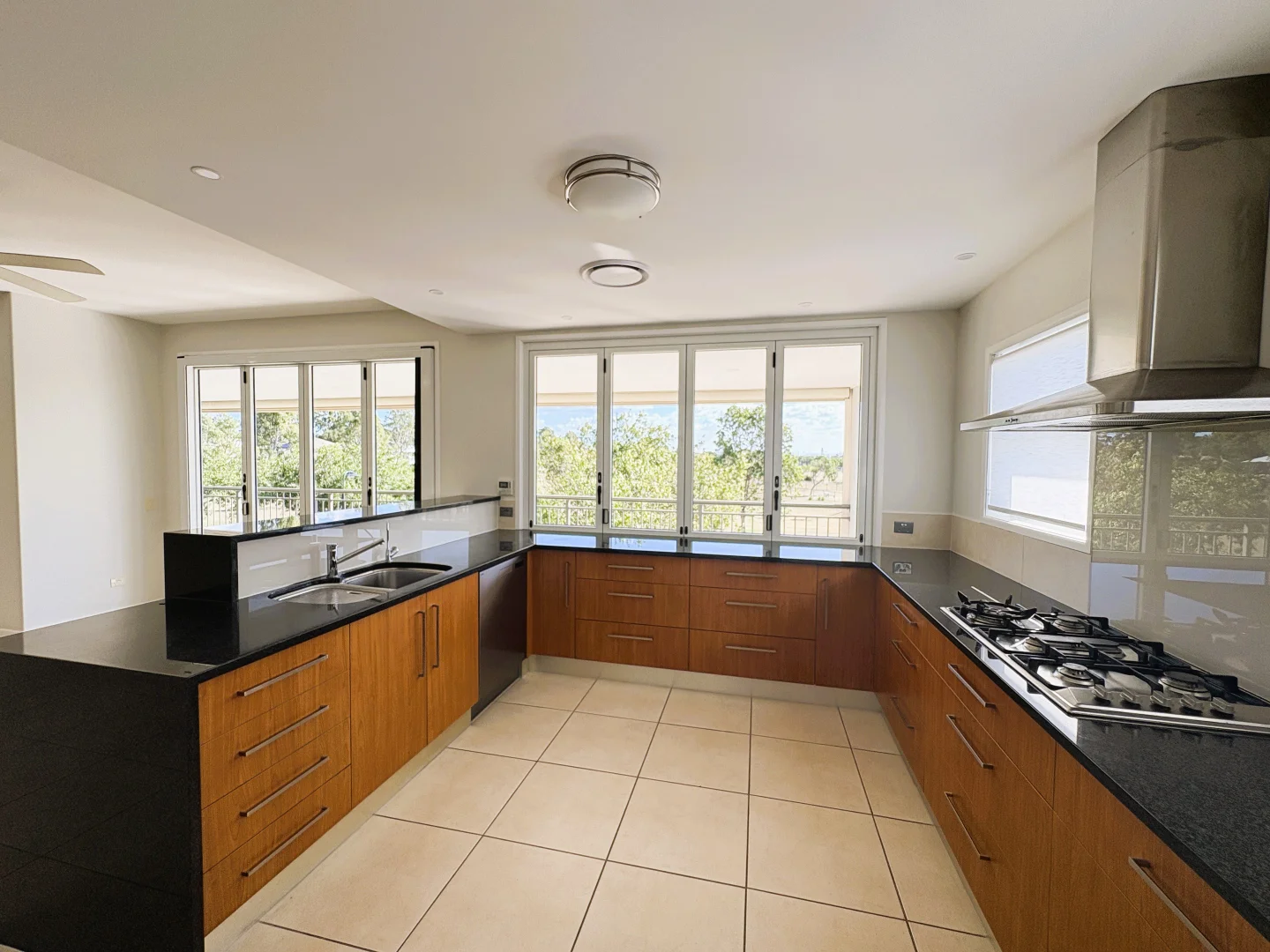 Additional image 24 of 15 Lionheart Cres, Newport QLD 4020