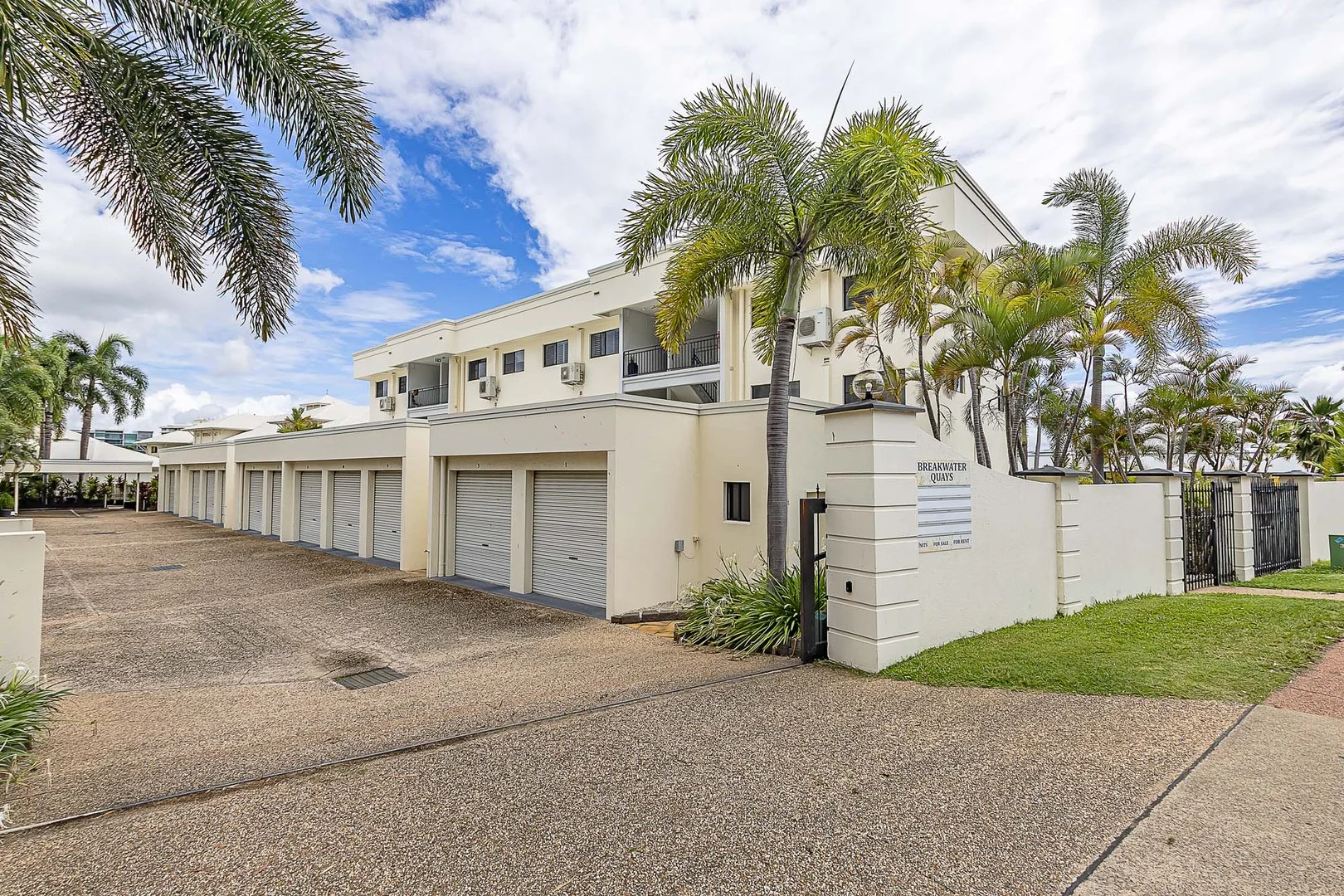 6/18-30 Sir Leslie Thiess Drive, Townsville City QLD 4810