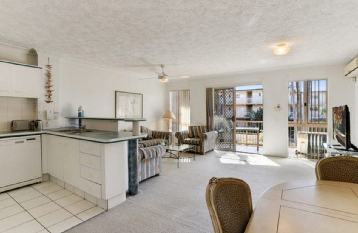 2 bedrooms Apartment / Unit / Flat in 14/7 First Avenue BURLEIGH HEADS QLD, 4220