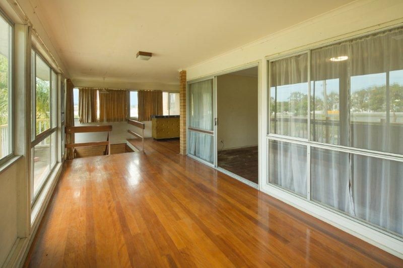 55 Breaker Street, MAIN BEACH QLD 4217, Image 2