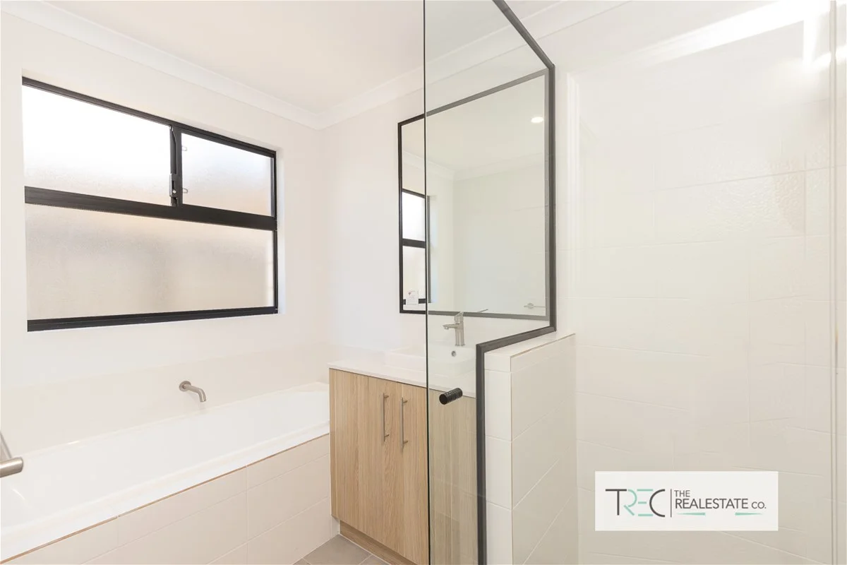 Additional image 3 of 36 Landings Boulevard, Coodanup WA 6210