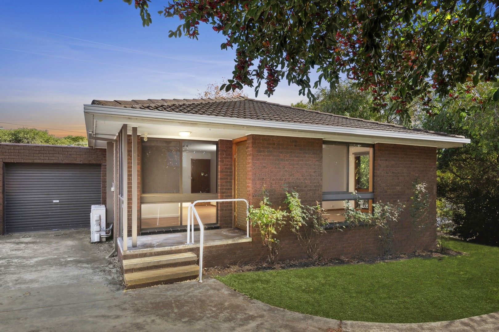 1/37 Hutcheson Avenue, Highton VIC 3216, Image 0