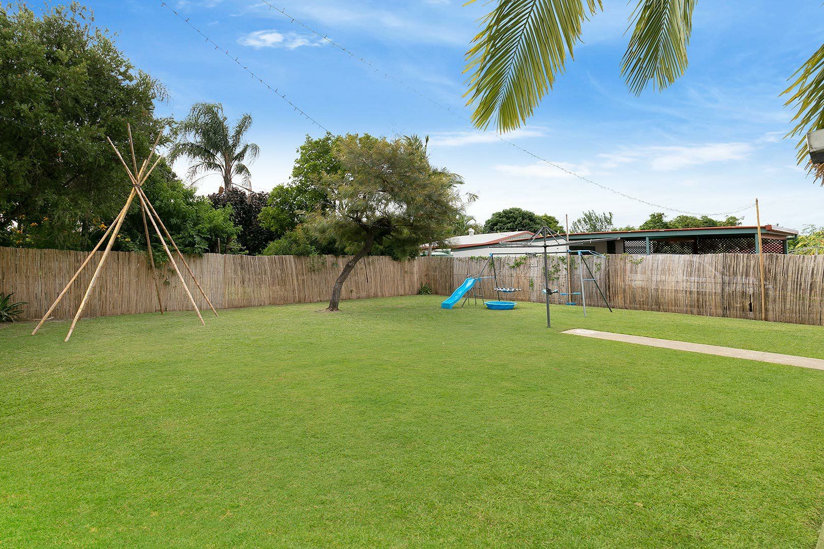 7 Basnett Street, Chermside West QLD 4032, Image 2