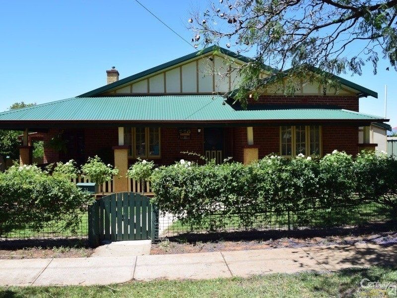 31 Elizabeth Street, Parkes NSW 2870, Image 0