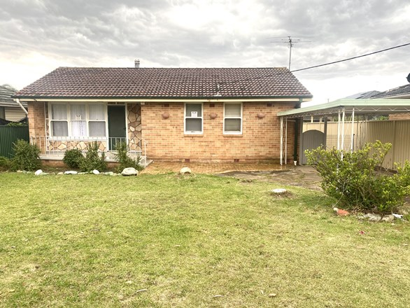 8 Stevenage Road, Canley Heights NSW 2166