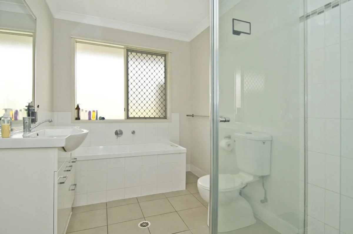 Additional image 7 of 2/18 Aldgate Crescent, Pacific Pines QLD 4211