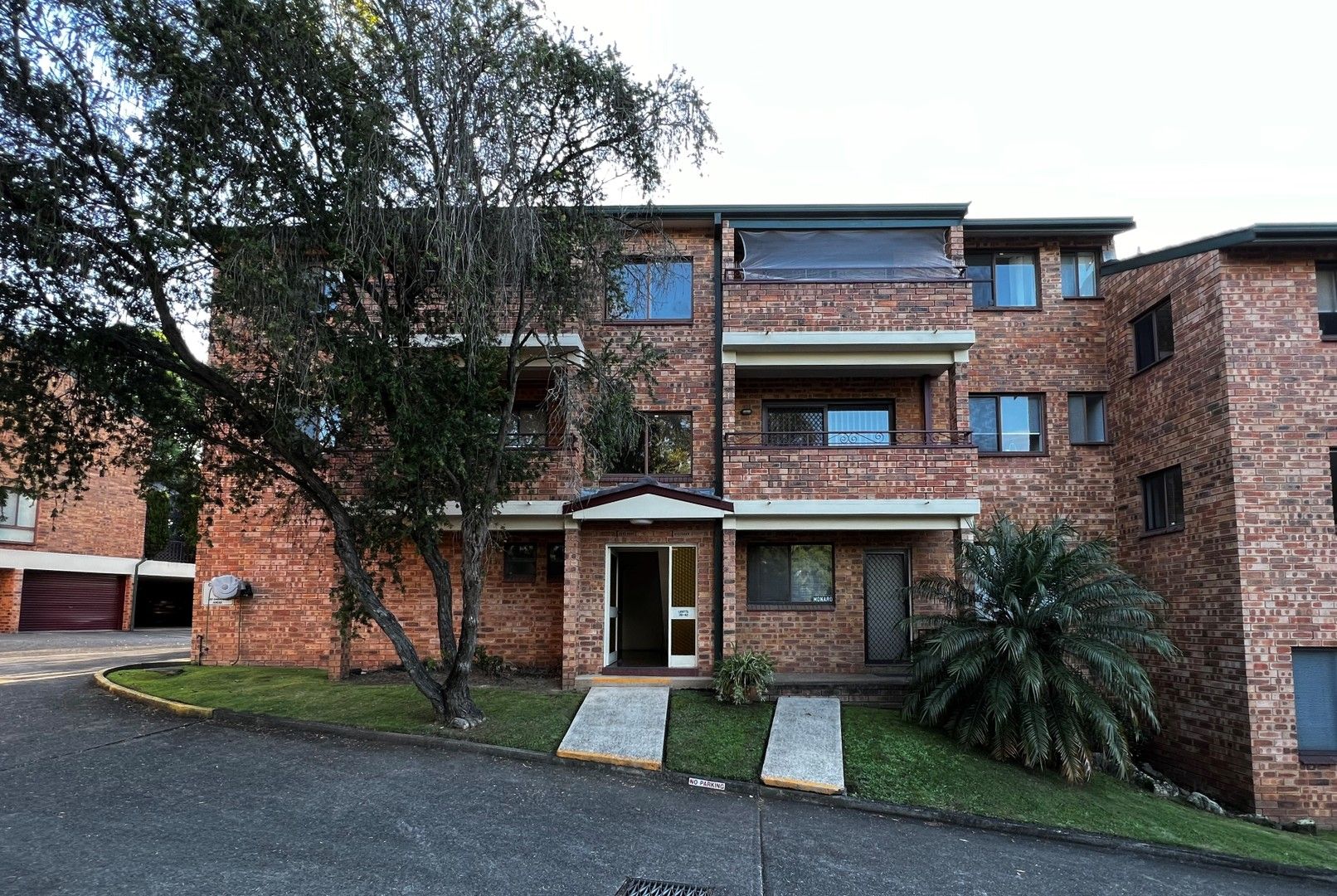 2 bedrooms Apartment / Unit / Flat in 41/321 WINDSOR ROAD BAULKHAM HILLS NSW, 2153