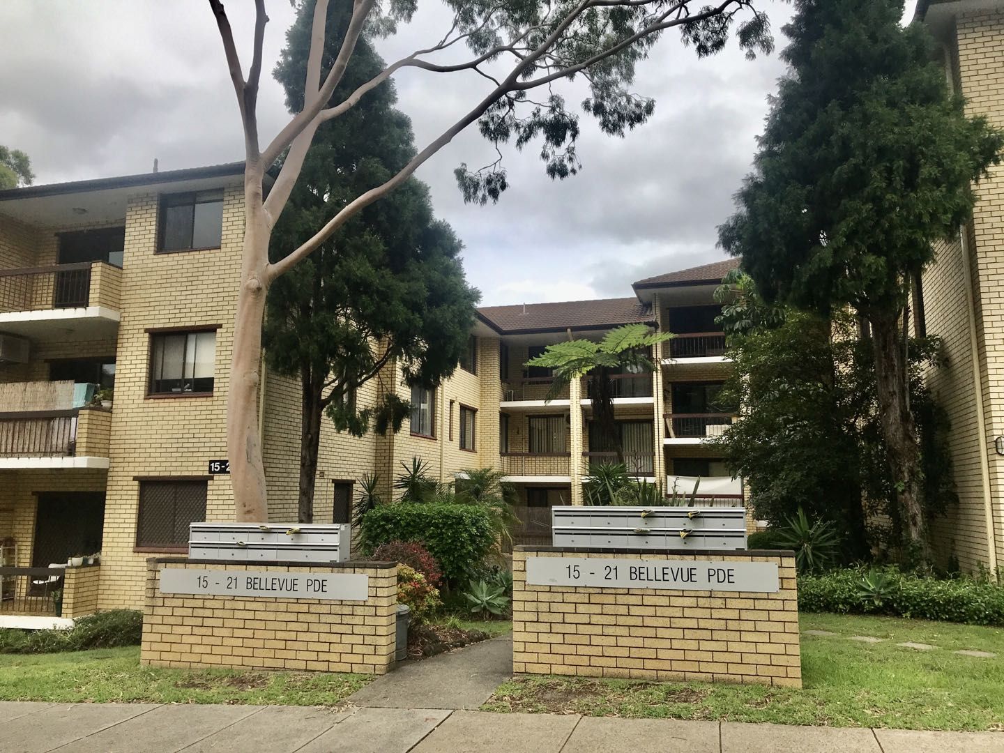2 bedrooms Apartment / Unit / Flat in 14/15-21 Bellevue Pde HURSTVILLE NSW, 2220