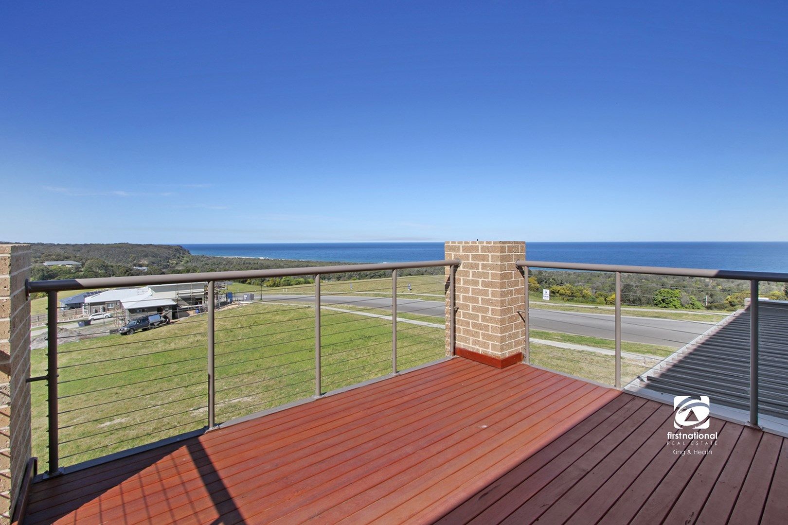 5 bedrooms House in 119 Gold Ring Road LAKES ENTRANCE VIC, 3909