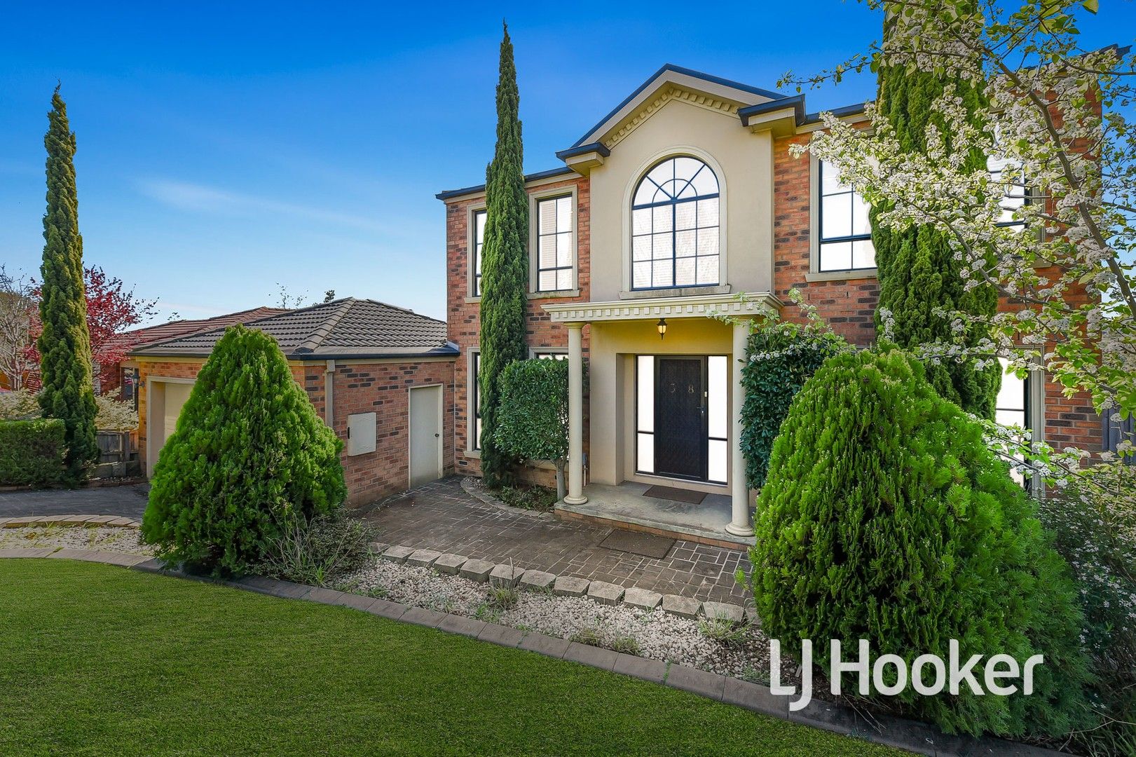 4 bedrooms House in 38 Harold Keys Drive NARRE WARREN SOUTH VIC, 3805