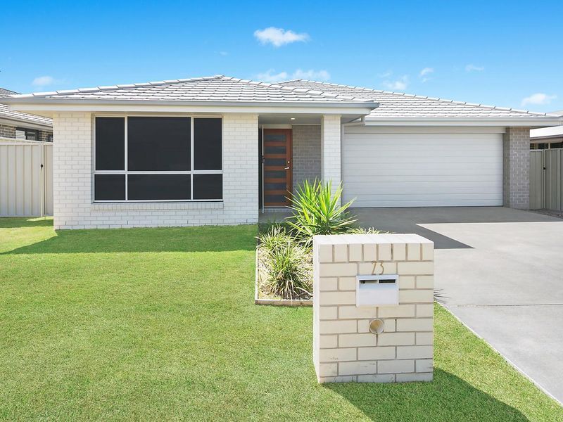 23 Sunshine Circuit, Emerald Beach NSW 2456, Image 0