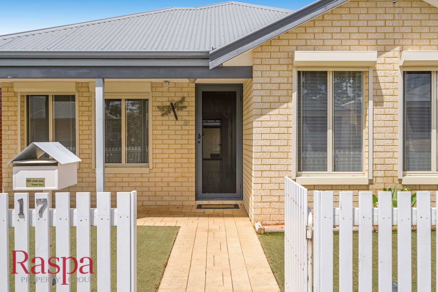 17 Aromatic Crescent, Atwell WA 6164, Image 2