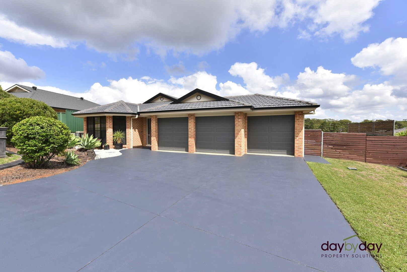 4 Magnolia Cl, Fletcher NSW 2287, Image 0