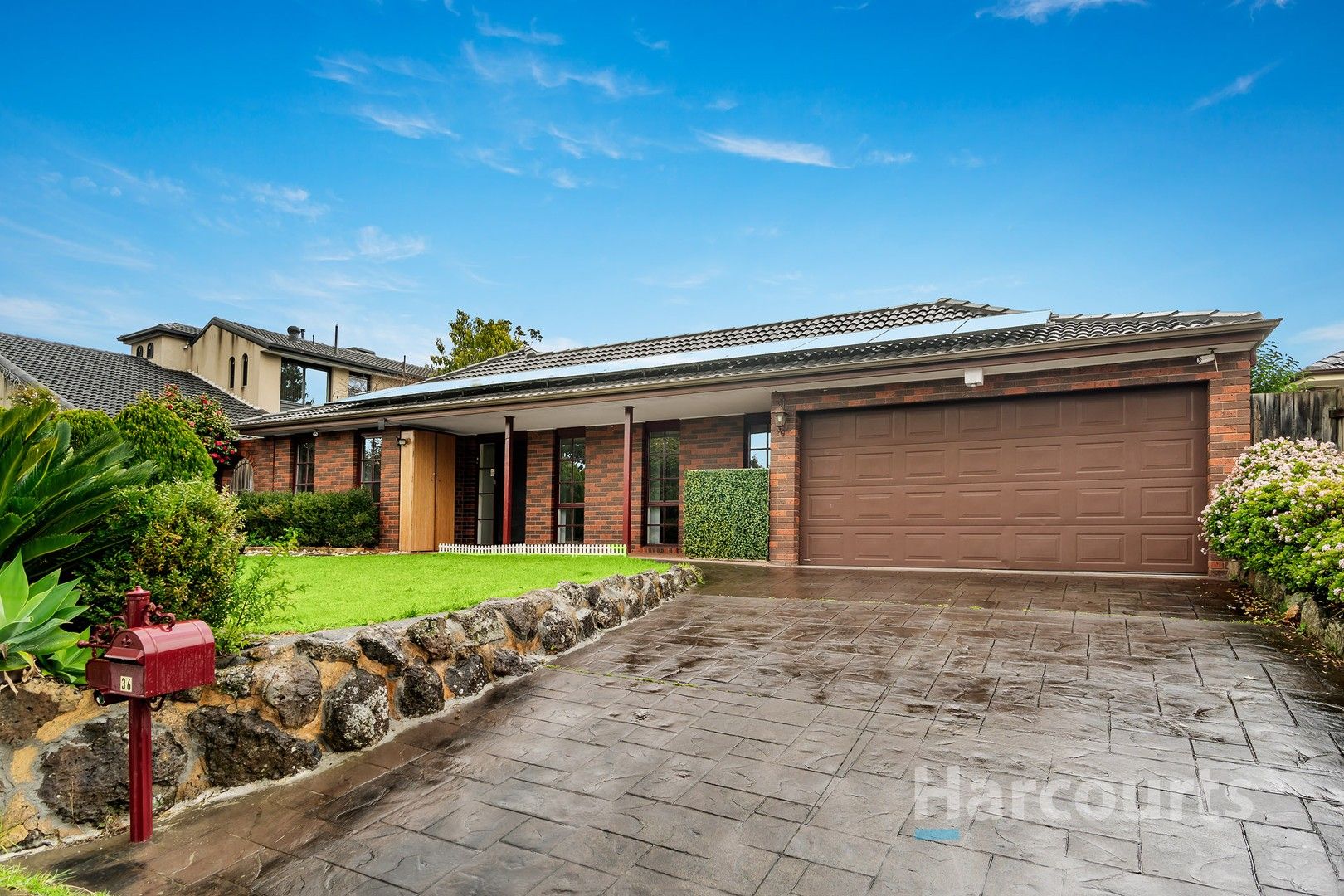 4 bedrooms House in 36 Ainsdale Avenue WANTIRNA VIC, 3152