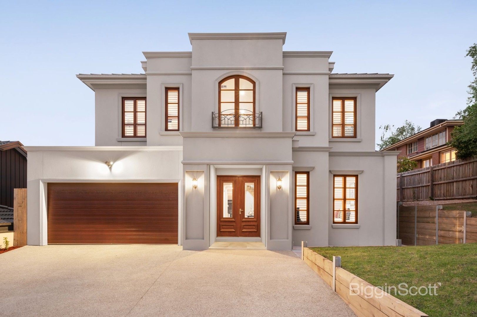 5 bedrooms House in 1 Rapanea Avenue TEMPLESTOWE LOWER VIC, 3107