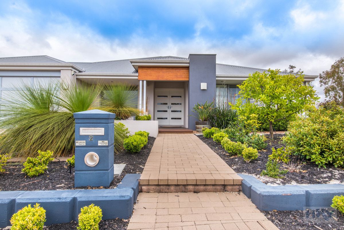 4 bedrooms House in 2 Adlington Way THE VINES WA, 6069