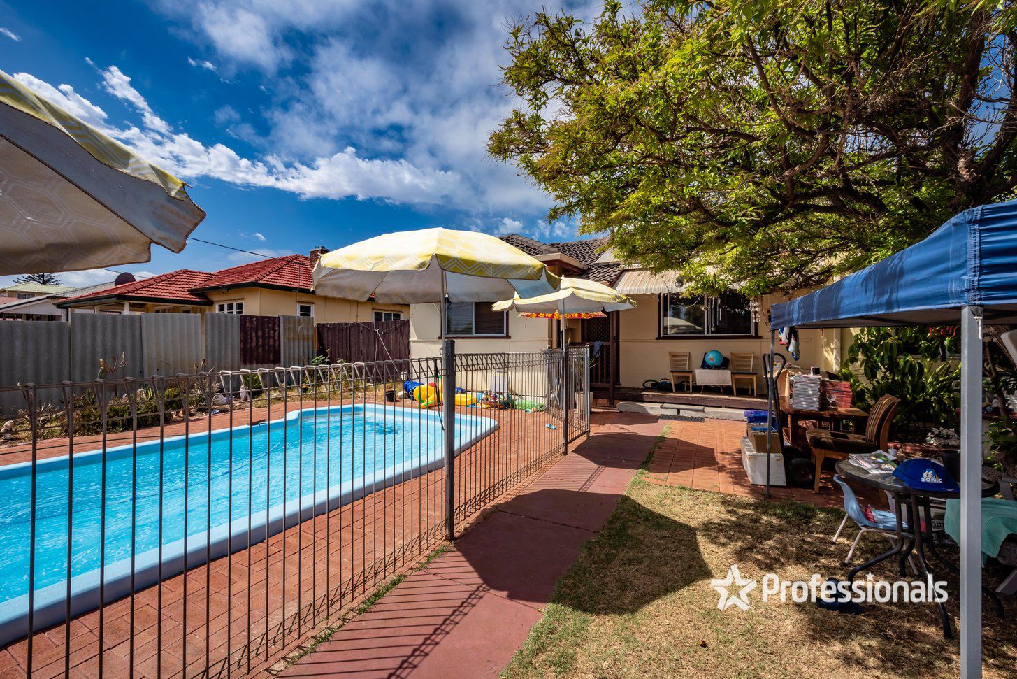 22 Dampier Street, Beachlands WA 6530, Image 1