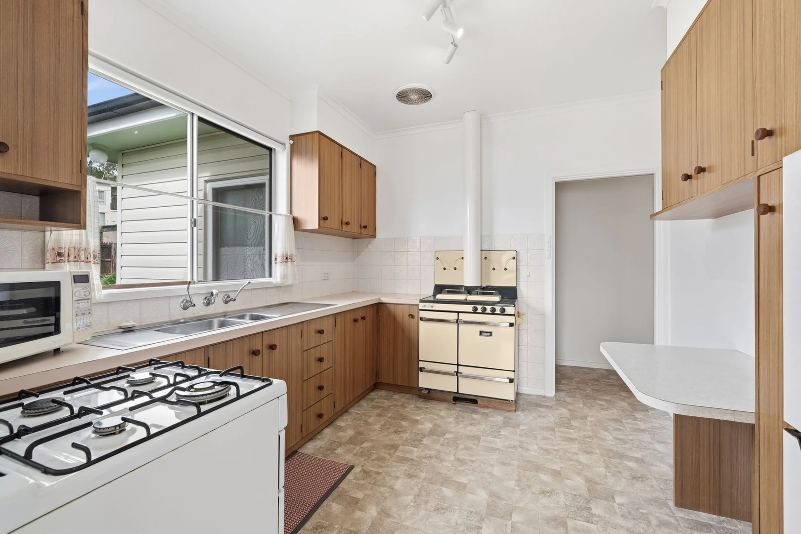 Additional image 11 of 254 Sharp St, Cooma NSW 2630