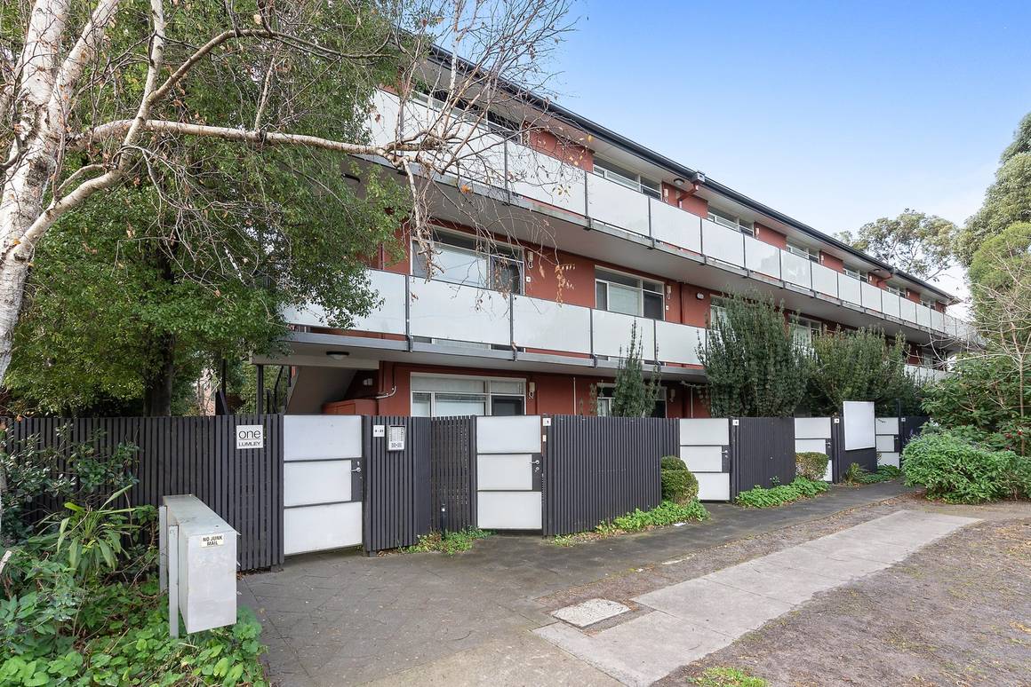 Picture of 18/1 Lumley Court, PRAHRAN VIC 3181