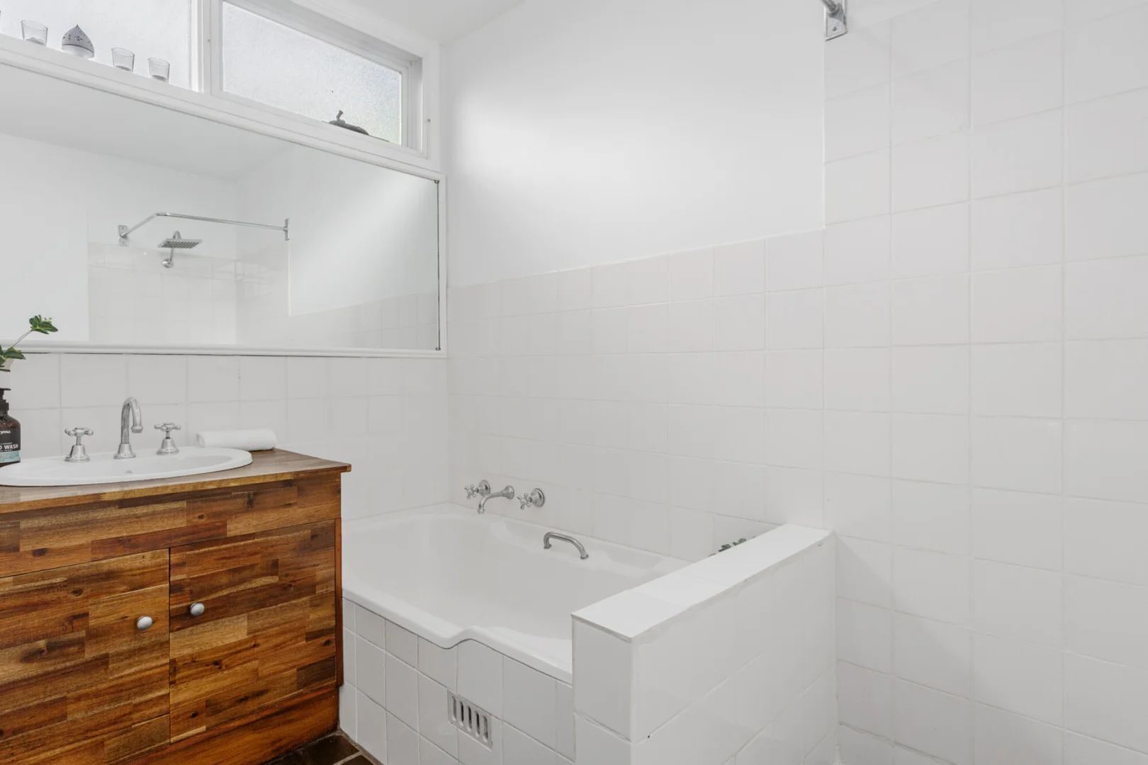 Additional image 12 of 2 Poinciana Close, Mount Colah NSW 2079