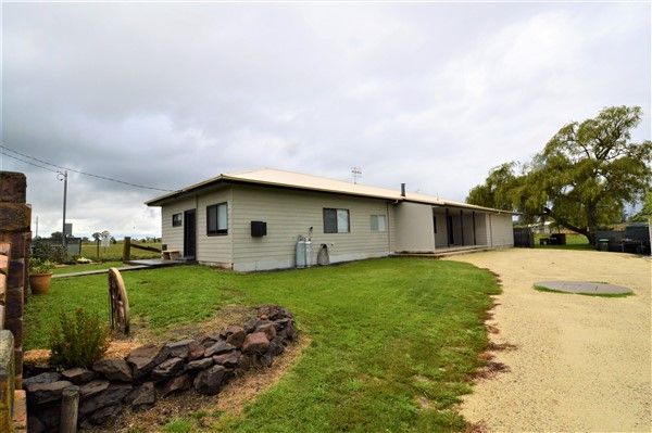 114 Oban Street, Guyra NSW 2365, Image 0