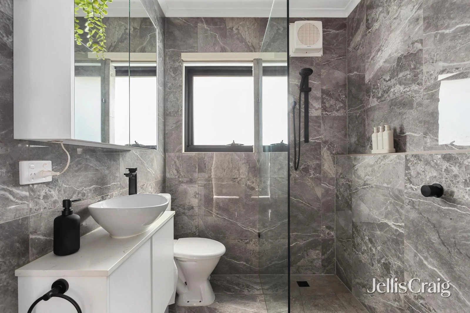 Additional image 5 of 5/5 Stanley Avenue, Hawthorn East VIC 3123