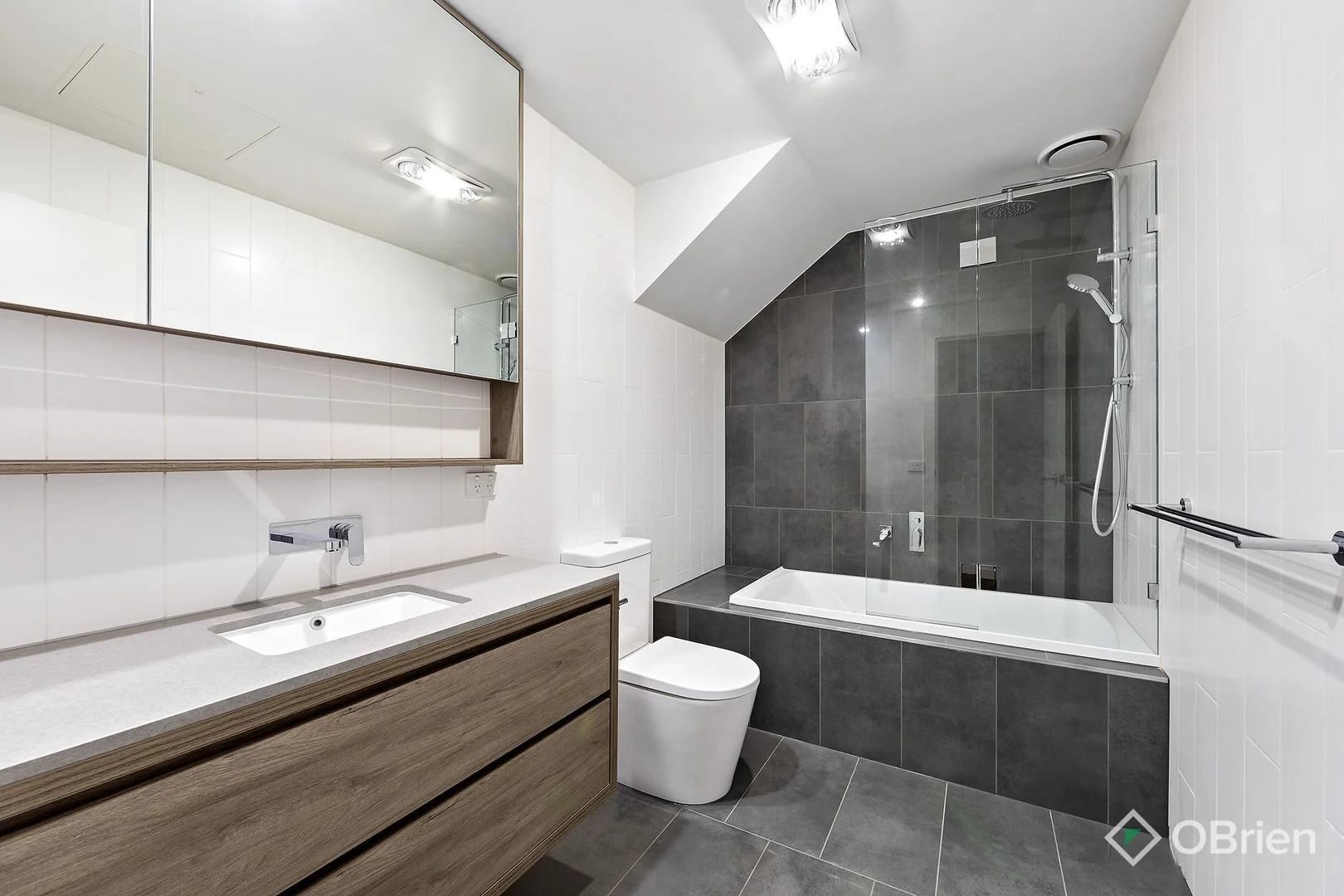 Additional image 5 of 2/23 Clarendon Parade, West Footscray VIC 3012