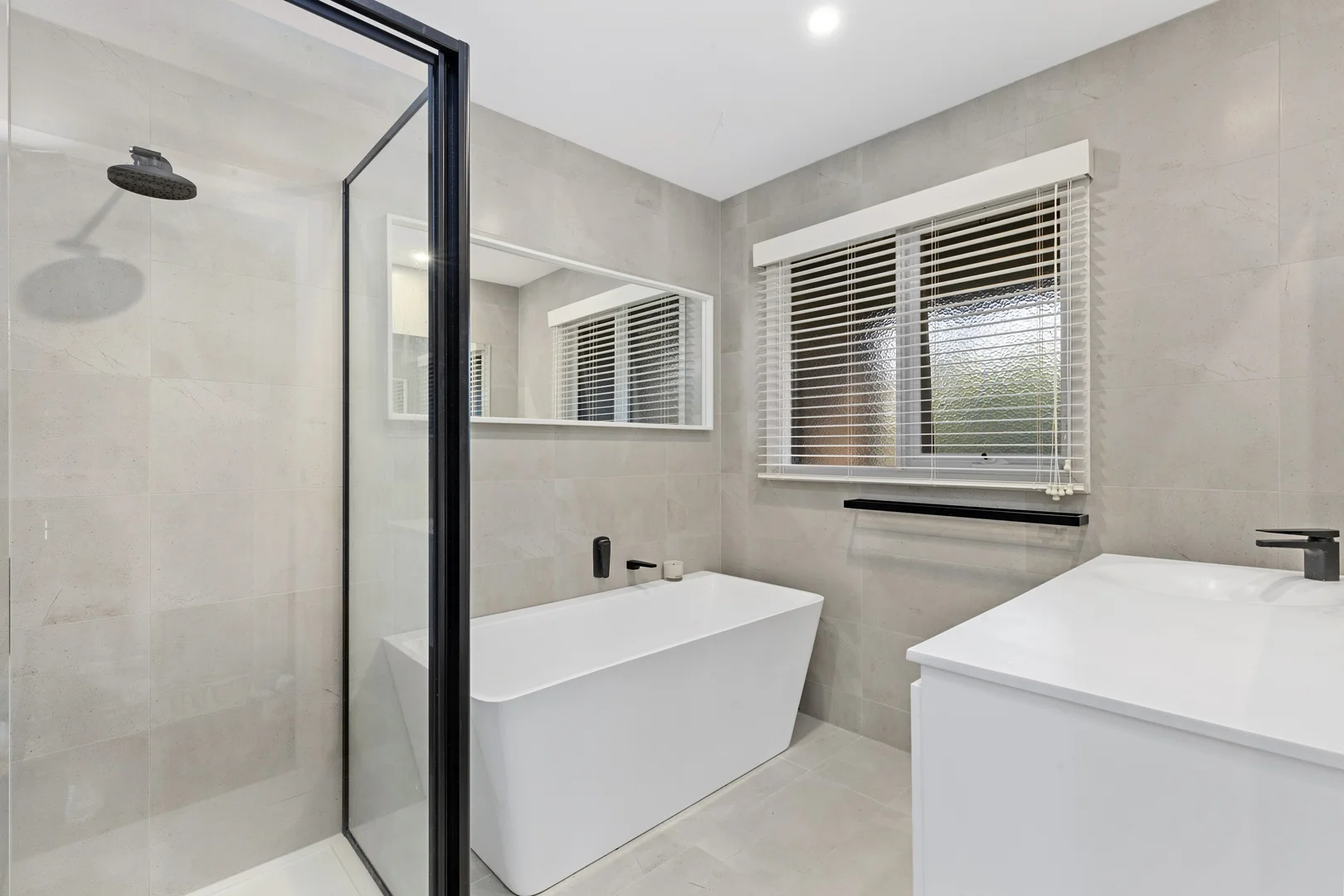 Additional image 9 of 3/2 Upper Skene Street, Newtown VIC 3220