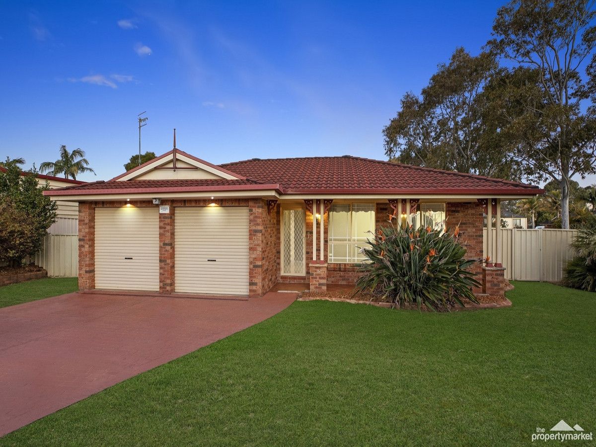 3 bedrooms House in 9 Hickory Place HAMLYN TERRACE NSW, 2259