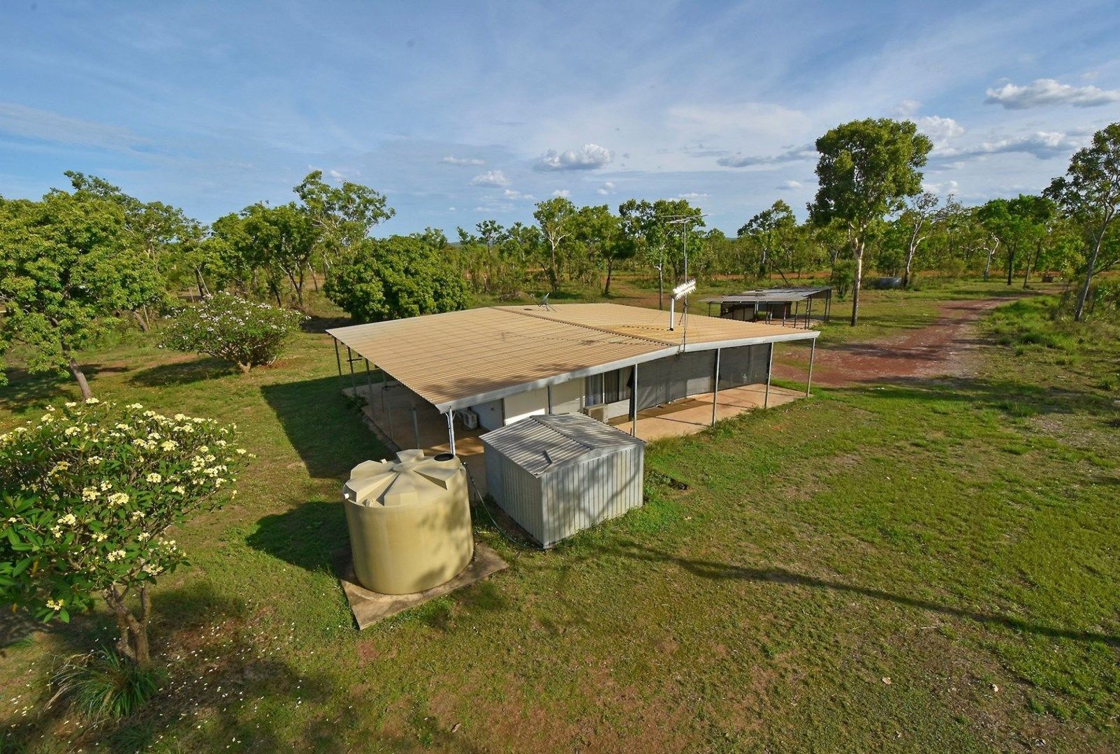 Acacia Hills NT 0822, Image 0