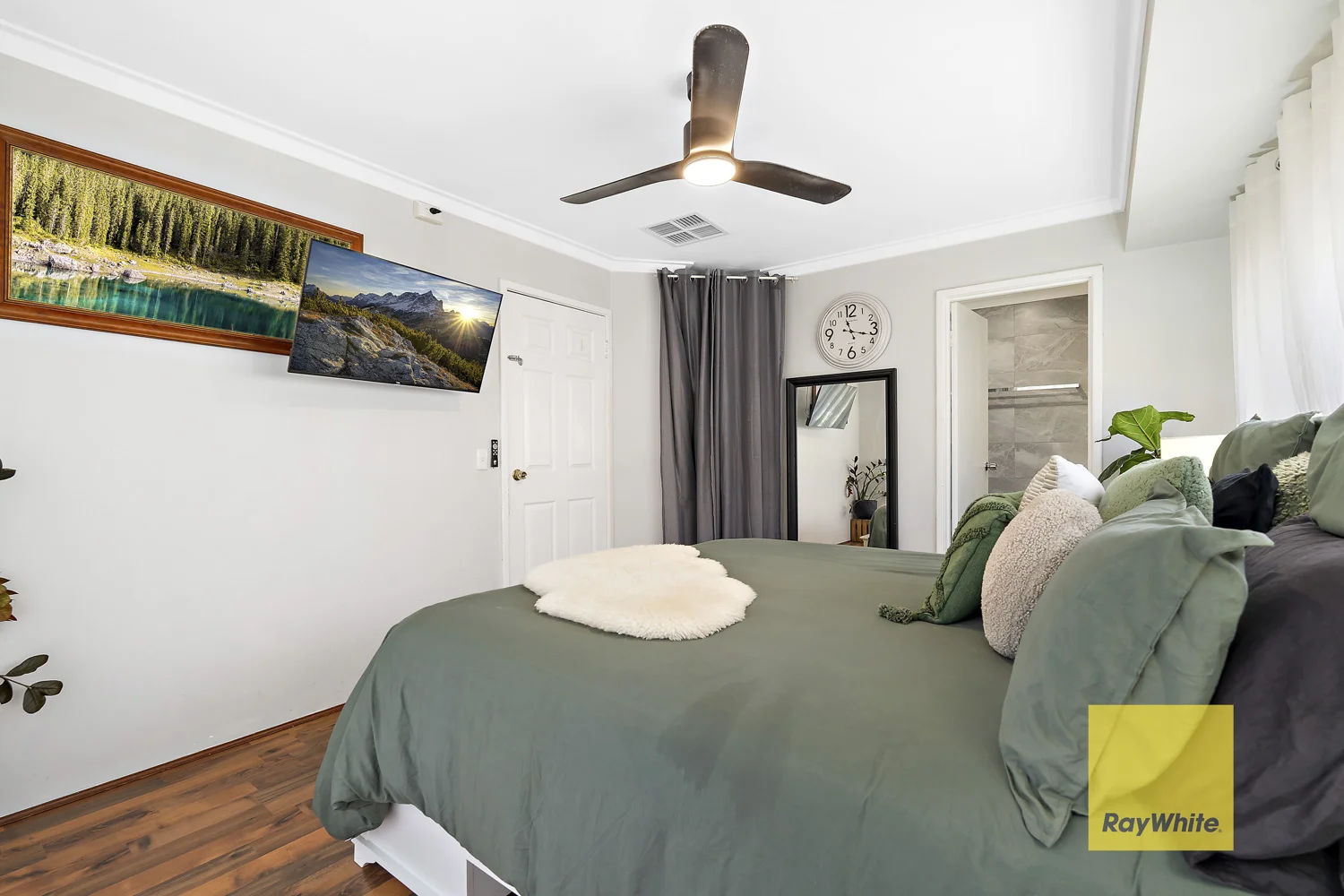 Additional image 11 of 4 Lakesend Road, Thornlie WA 6108