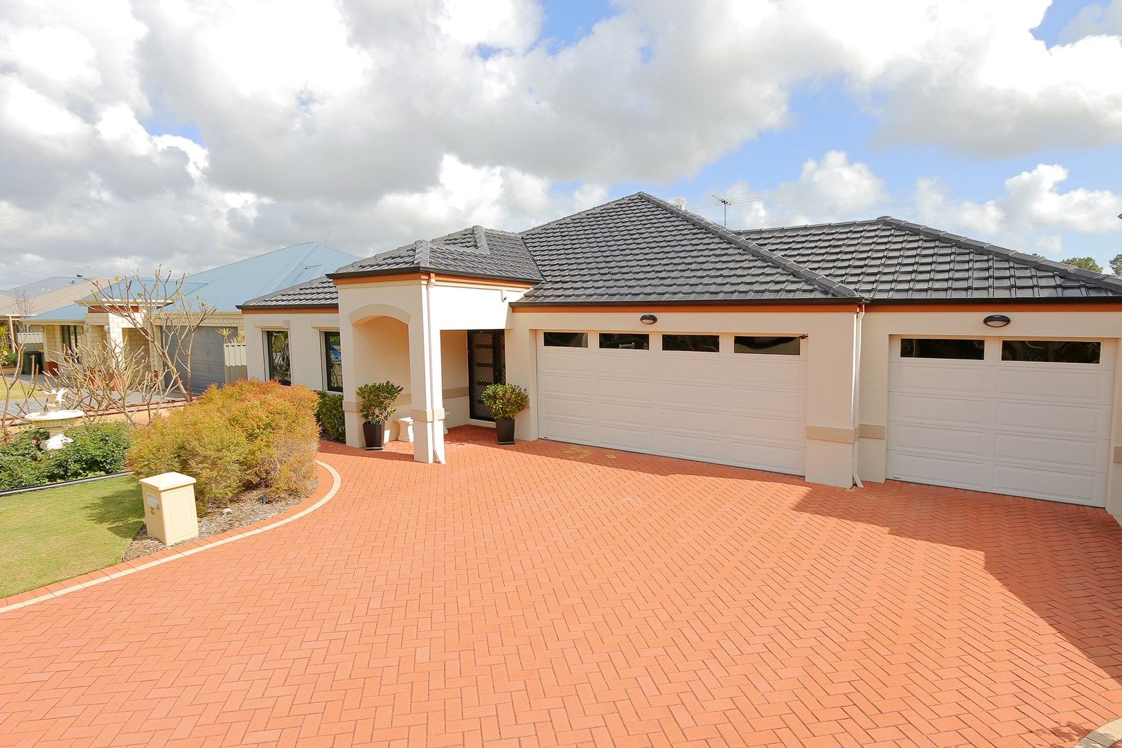 35 Bluestone Loop, Piara Waters WA 6112, Image 0