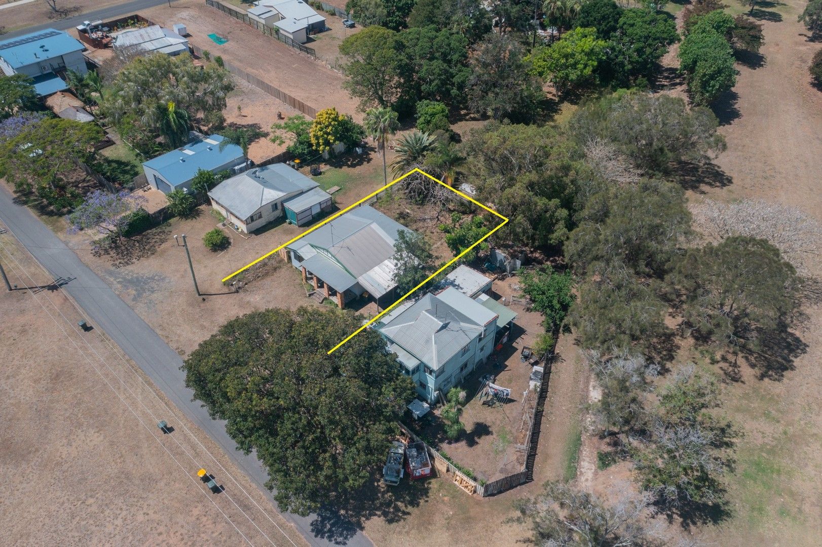 4 Donaldson Street, Burnett Heads QLD 4670, Image 0