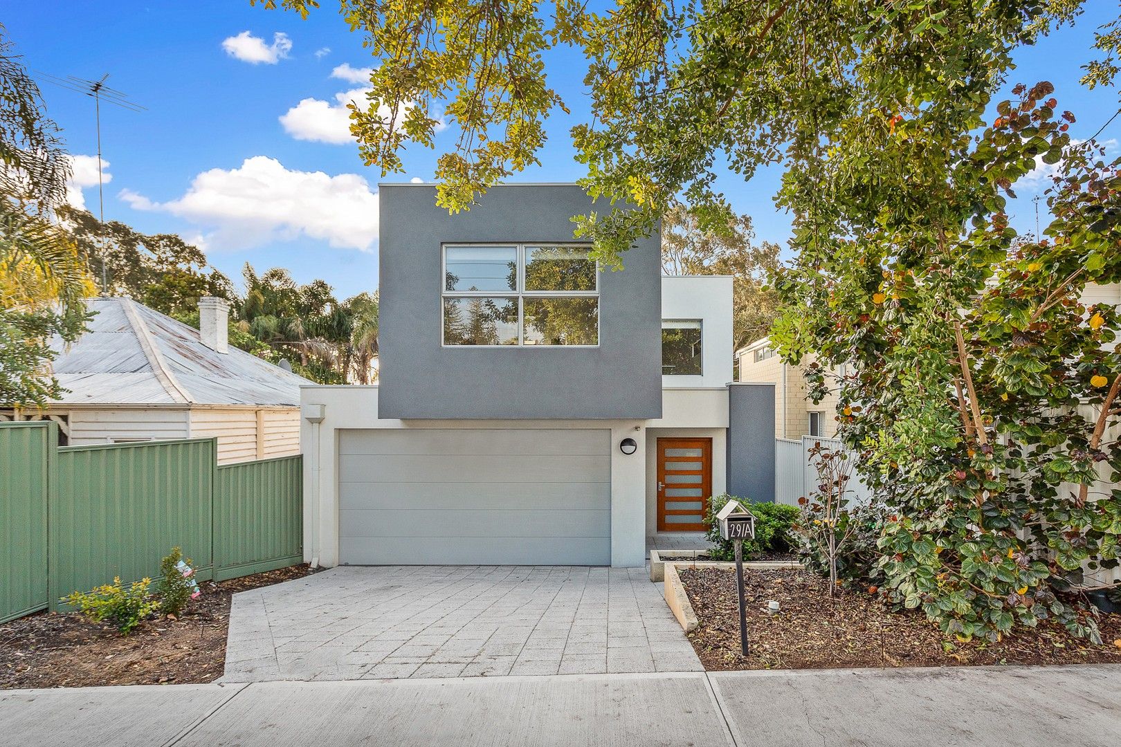 4 bedrooms House in 291A Curtin Avenue COTTESLOE WA, 6011