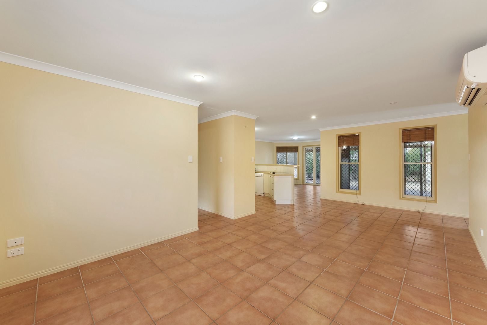 21 Forbes Court, Avoca QLD 4670, Image 2