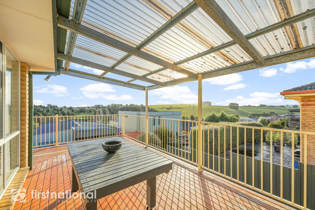 21 Willow Crescent, Warragul VIC 3820, Image 1