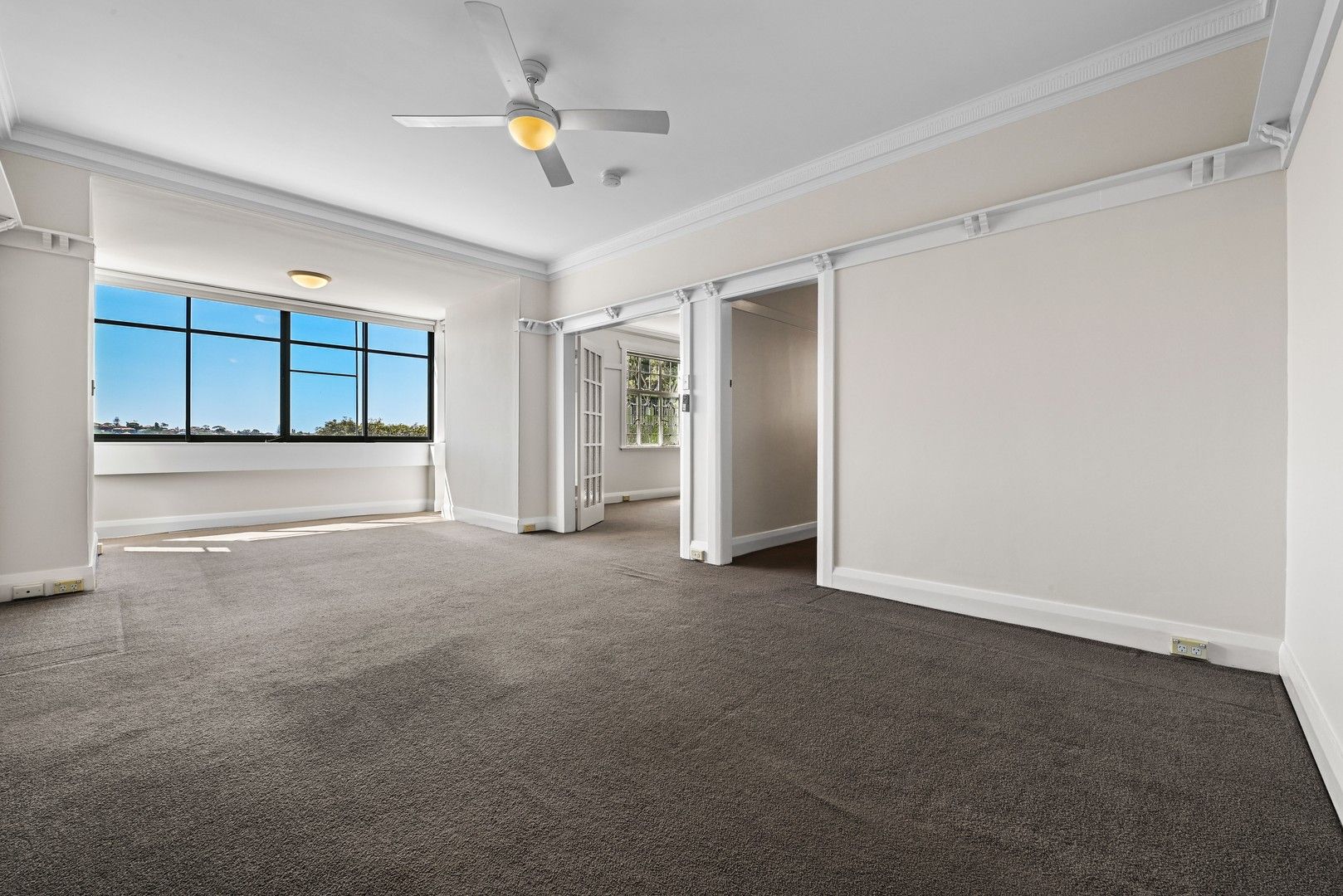 2 bedrooms Apartment / Unit / Flat in 4/55 Coogee Bay Road COOGEE NSW, 2034