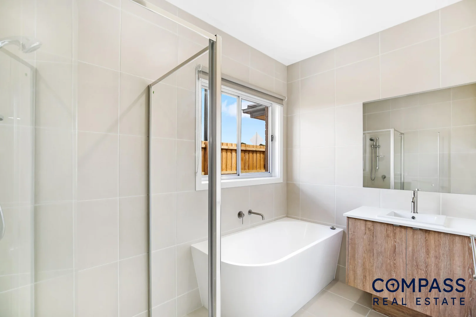 Additional image 8 of 1 Buttercup Crescent, Armstrong Creek VIC 3217