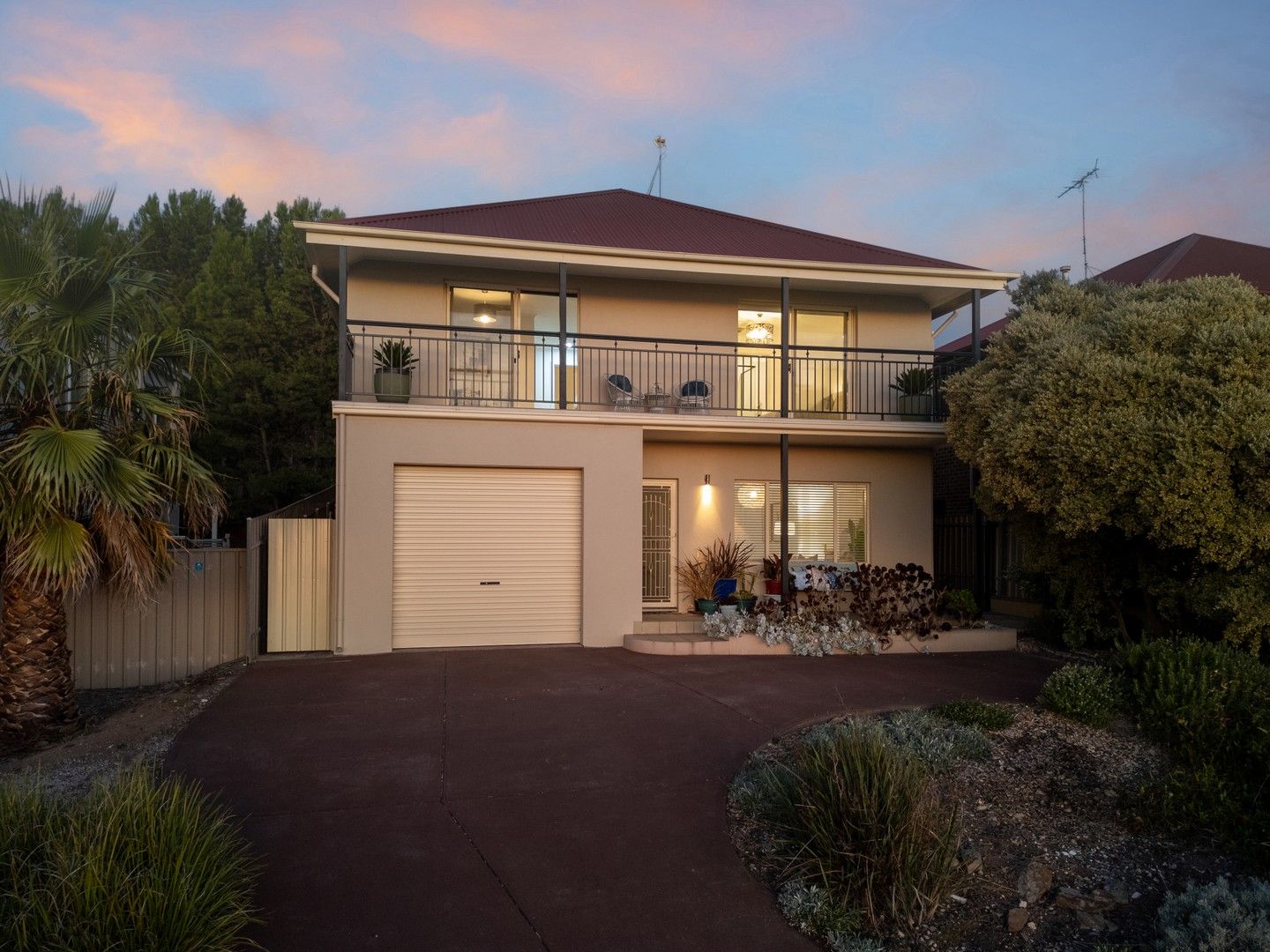 14 Westcliff Court, Marino SA 5049, Image 2