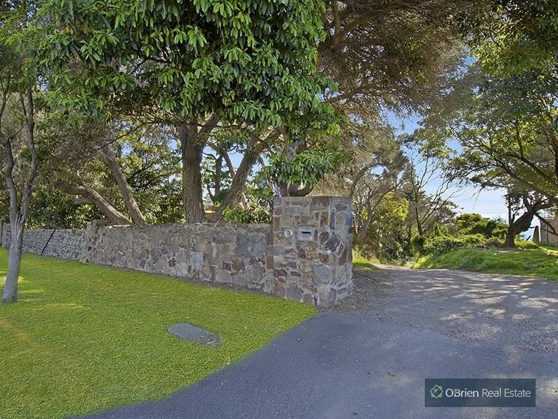 Sold 1 Clyde Court Frankston South VIC 3199 on 15 Apr 2015