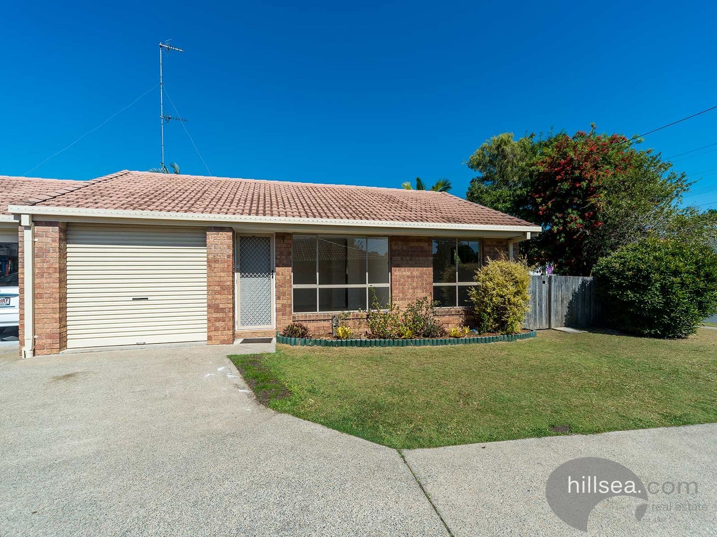 1/125 Olsen Avenue, Labrador QLD 4215, Image 1