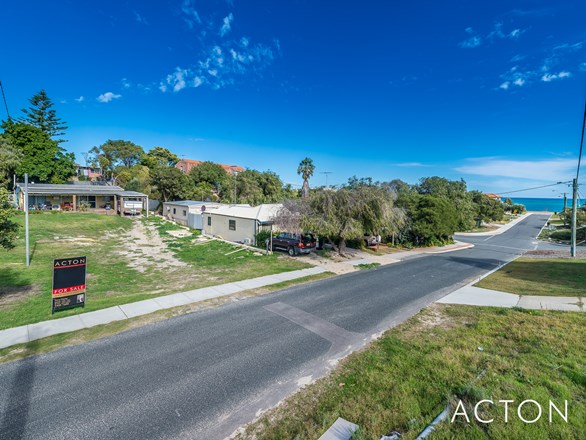 12 Robinson Avenue, Quinns Rocks WA 6030