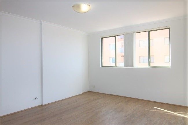 1 bedrooms Apartment / Unit / Flat in 1704B/600 Railway Parade HURSTVILLE NSW, 2220