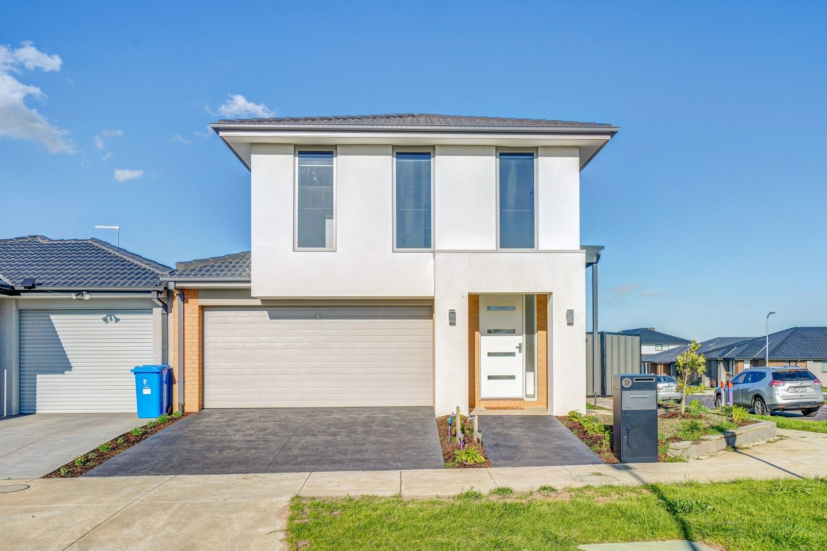 4 bedrooms House in 2 Ionian Way CLYDE VIC, 3978