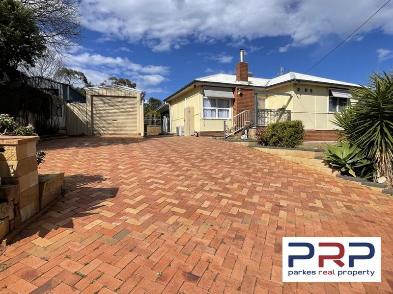 3 Charles Rigg Avenue, Parkes NSW 2870, Image 0